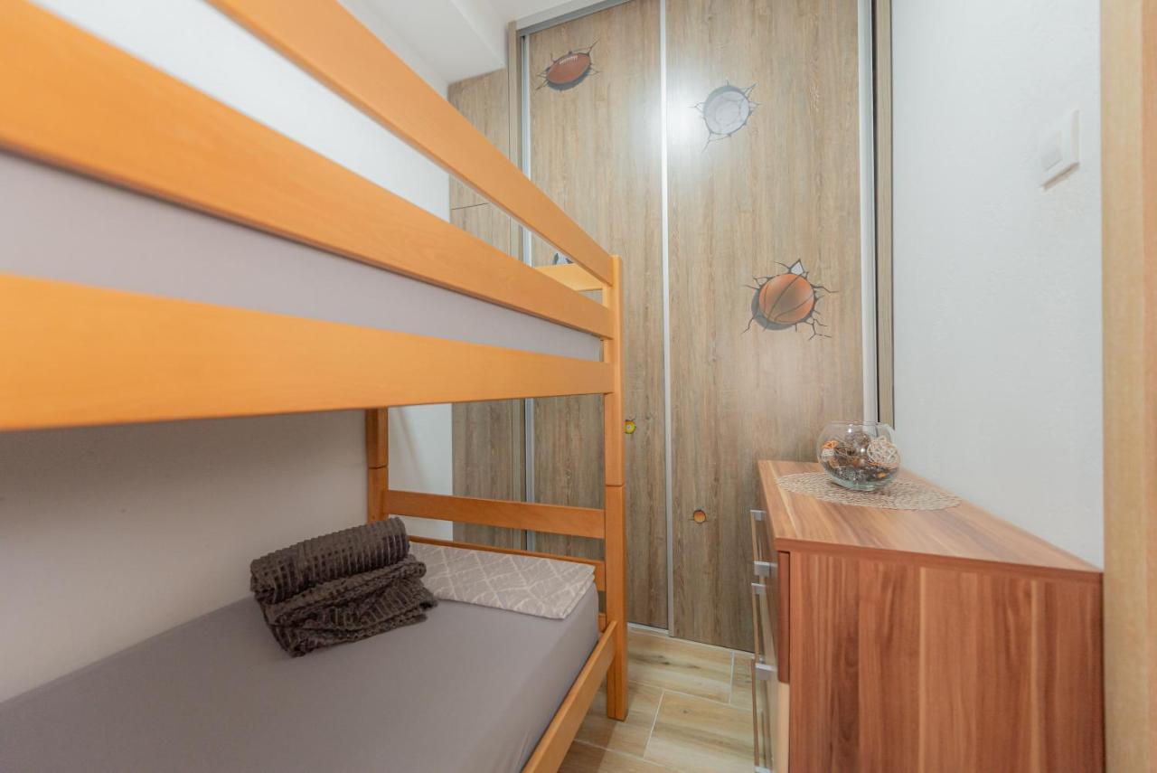 Sea Front 171 Apartment Kotor Exterior photo
