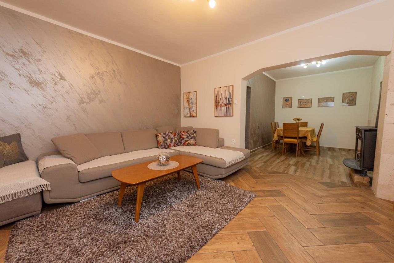 Sea Front 171 Apartment Kotor Exterior photo