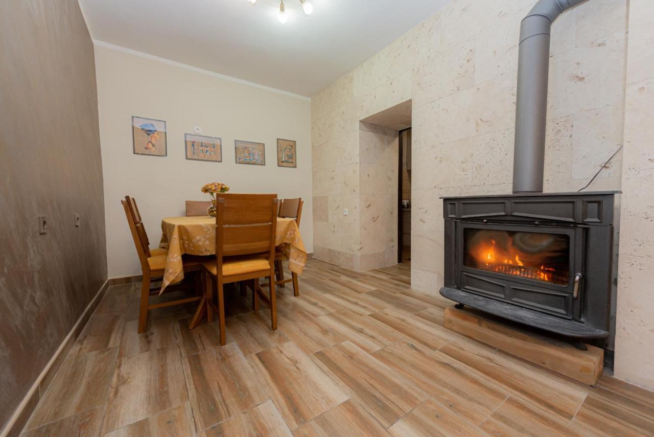 Sea Front 171 Apartment Kotor Exterior photo